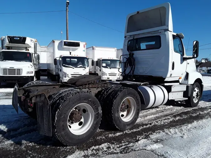 2019 NAVISTAR INTERNATIONAL LT625 DAYCAB T/A