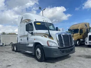 2019 FREIGHTLINER CASCADIA 125