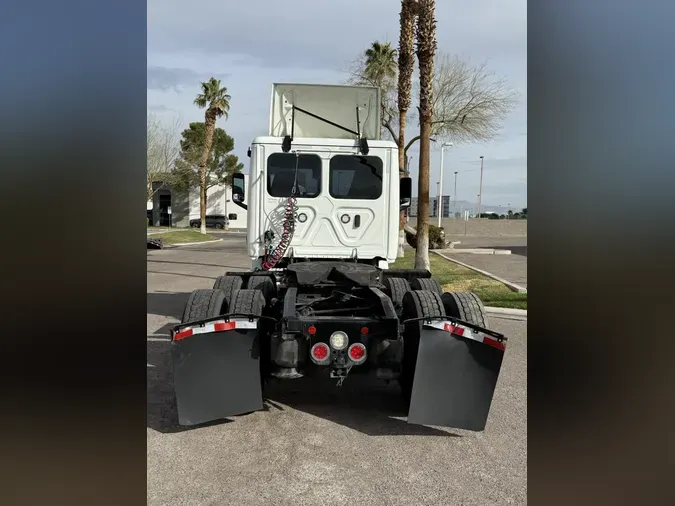 2021 FREIGHTLINER/MERCEDES NEW CASCADIA PX12664