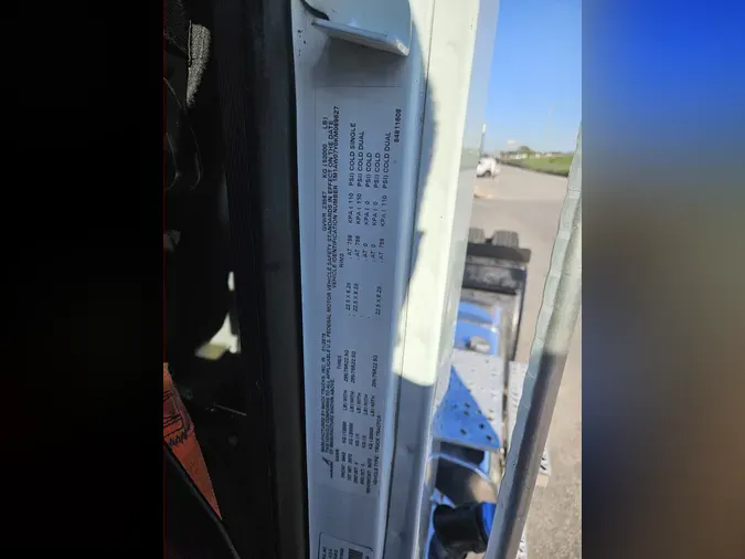 2019 MACK CXU613