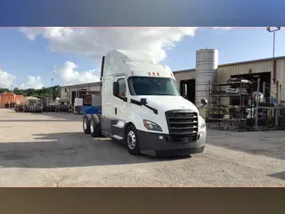 2020 Freightliner Cascadia