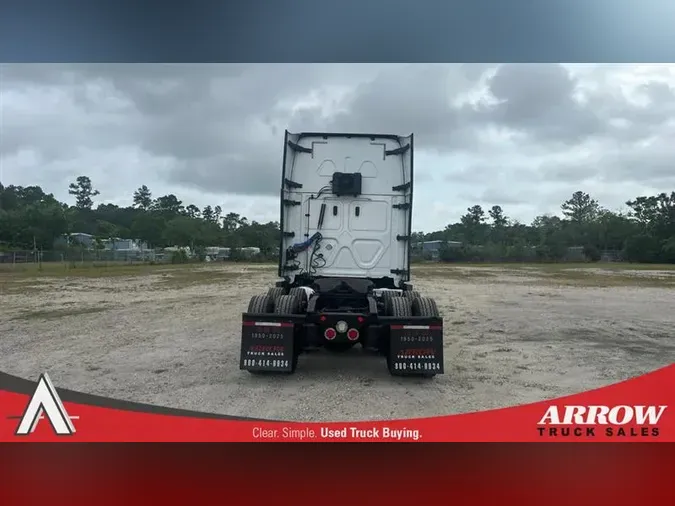 2021 FREIGHTLINER CA126
