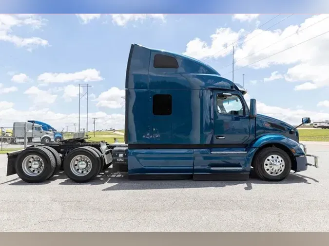 2022 PETERBILT 579