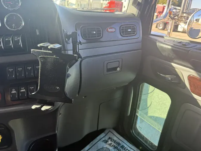 2023 Peterbilt 389df2aa41945b9f7490c6f51c345db9422