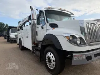 2012 INTERNATIONAL WORKSTAR 7600