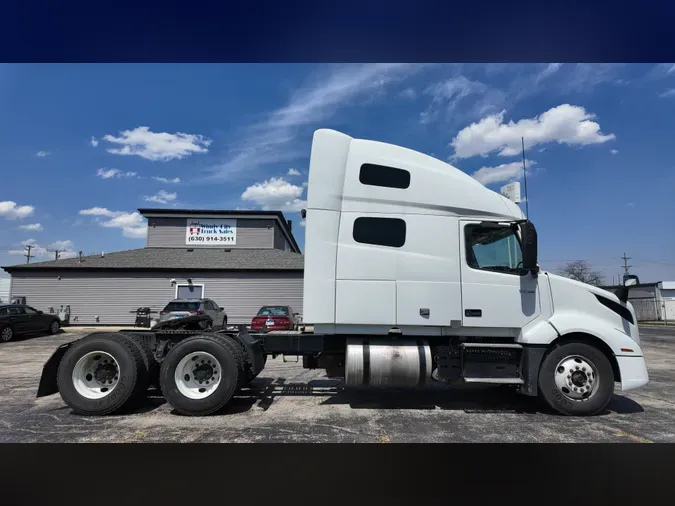 2019 VOLVO VNL64T760