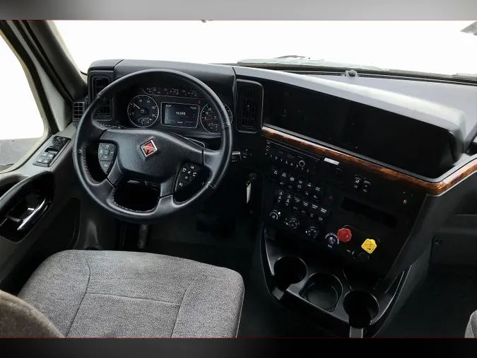 2021 INT LT625 6x4