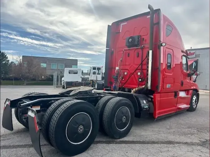 2019 FREIGHTLINER/MERCEDES CASCADIA 125