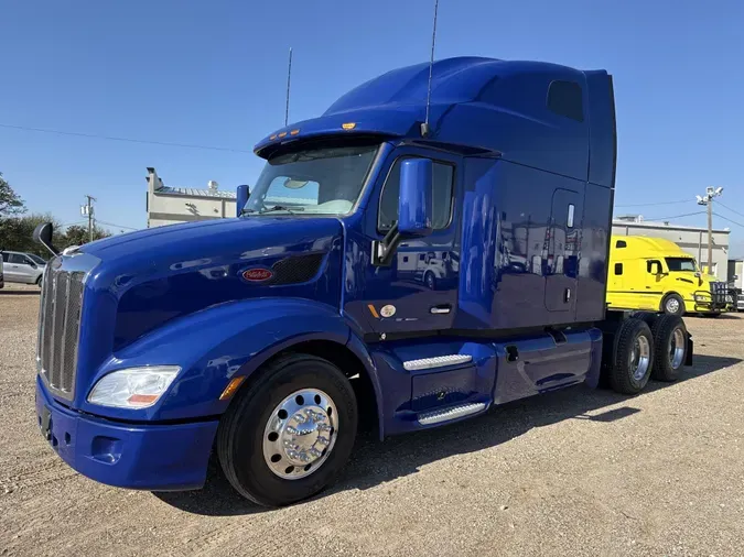 2022 Peterbilt 579