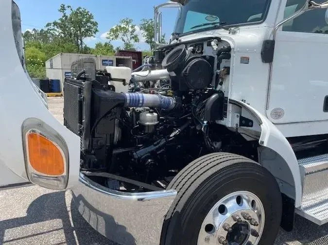 2020 Peterbilt 337