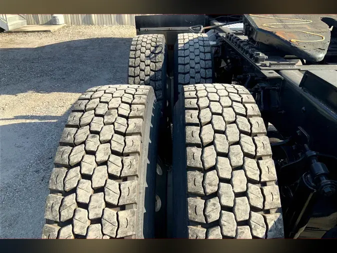 2023 INT LT625 6x4