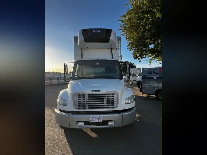 2018 FREIGHTLINER M2 106