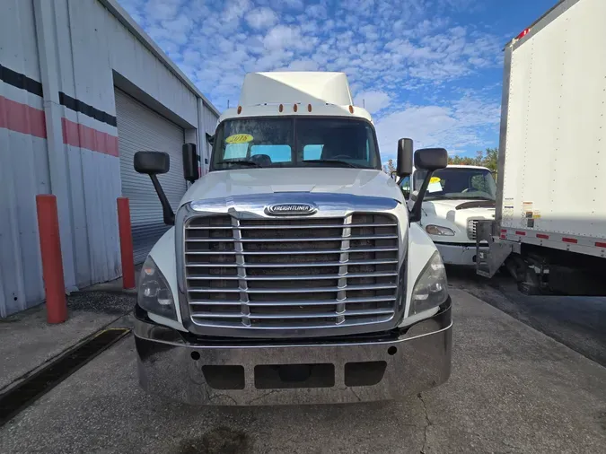 2018 FREIGHTLINER/MERCEDES CASCADIA 125