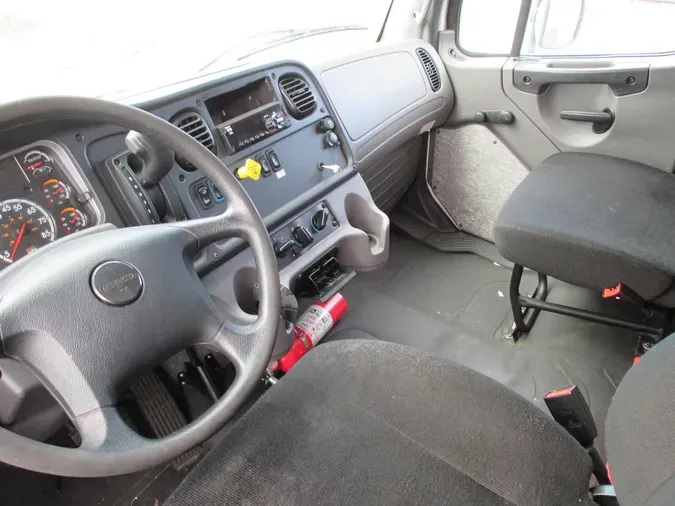 2019 FREIGHTLINER M2