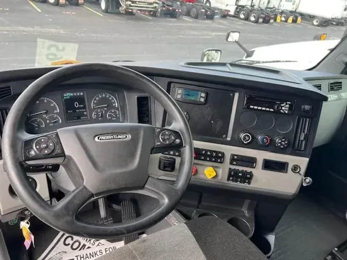 2020 Freightliner Cascadia