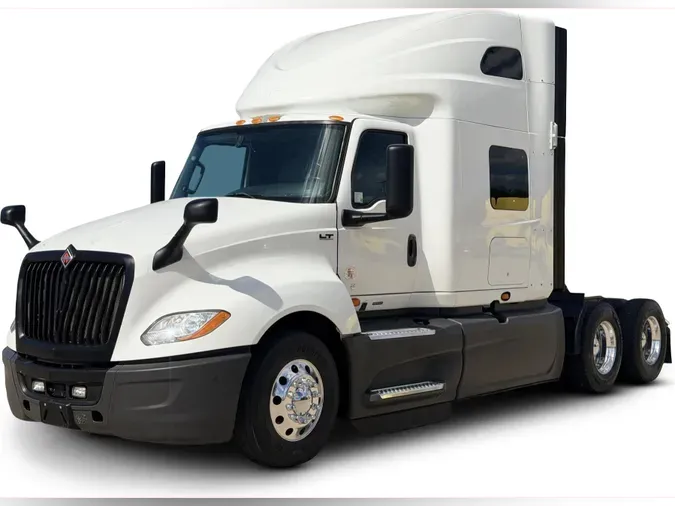 2022 International LT625df4a9db6bc80d11a75d010350a8d52e3