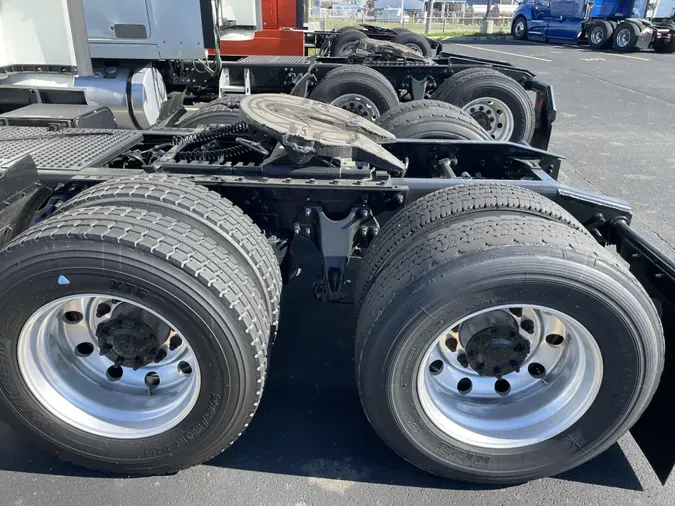 2021 International LT625df4e95ec23b709015d83723bc405cd43