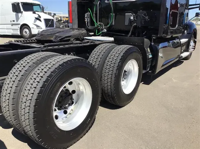 2022 KENWORTH T680