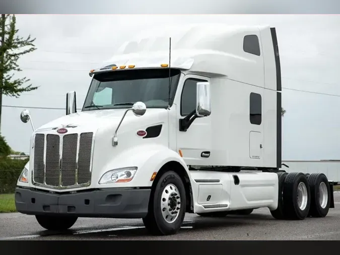 2022 PETERBILT 579