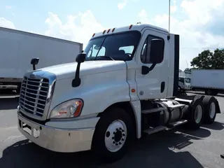 2019 FREIGHTLINER CASCADIA 125