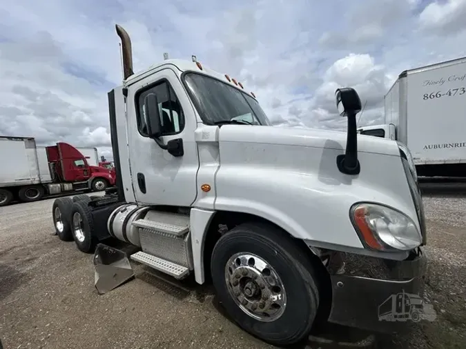2017 FREIGHTLINER CASCADIA 125