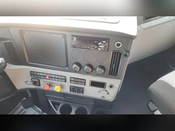2021 FREIGHTLINER CA126