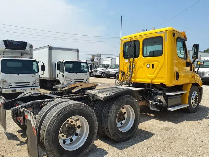 2018 FREIGHTLINER CASCADIA 113