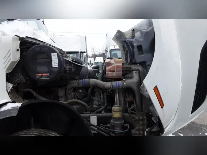 2019 Volvo VNL300df5cbbca8566208f3287627609803699