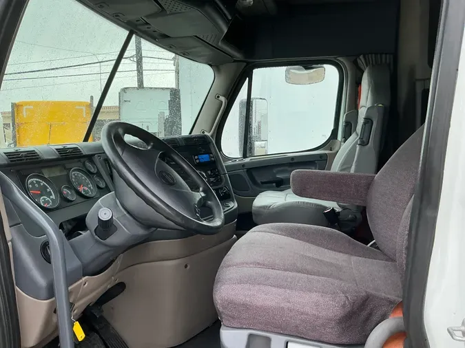 2019 FREIGHTLINER/MERCEDES CASCADIA 125