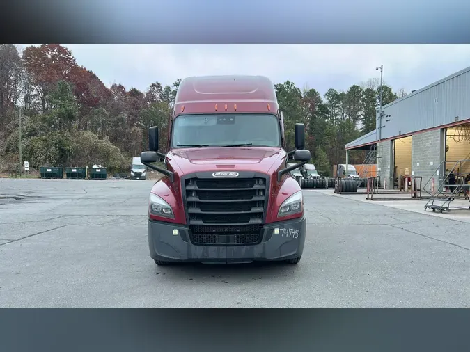 2022 Freightliner Cascadia 126
