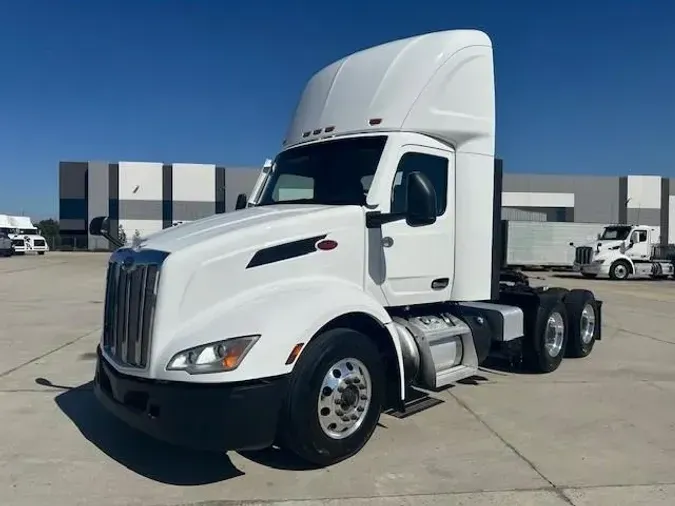2022 Peterbilt 579