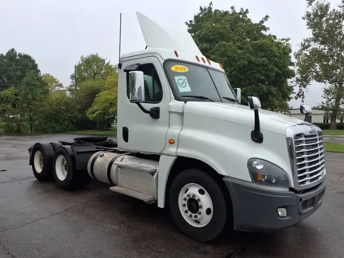2019 FREIGHTLINER/MERCEDES CASCADIA 125df5f2a6ddd2509e709585a57e420df2a