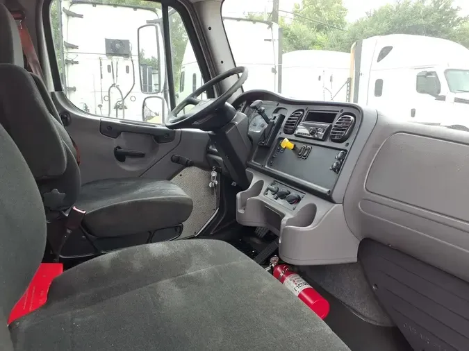 2019 FREIGHTLINER/MERCEDES M2 106df5fbd2d314f2d26aa040faec220e5fa