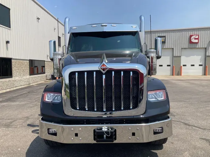 2026 International HX620 Sleeper