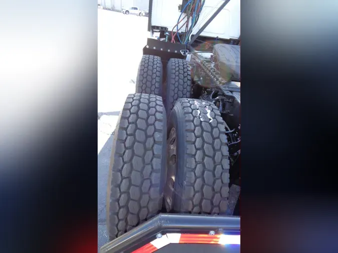 2021 International LT625