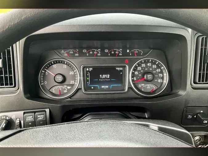 2019 INT LT625 6x4