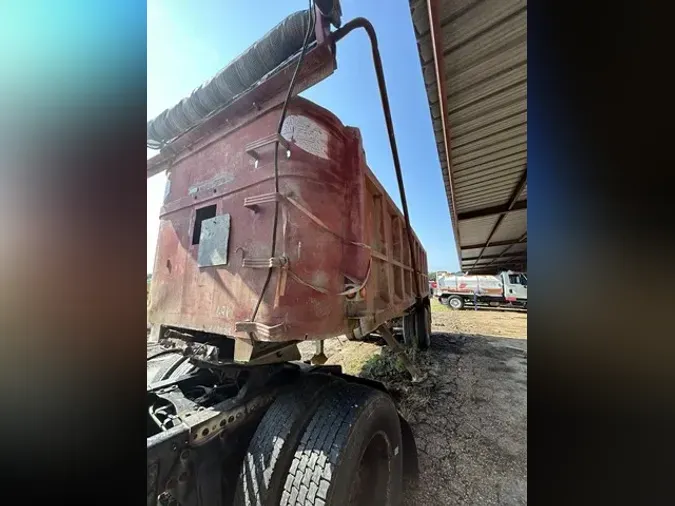 1985 HEIL 24 FT END DUMP