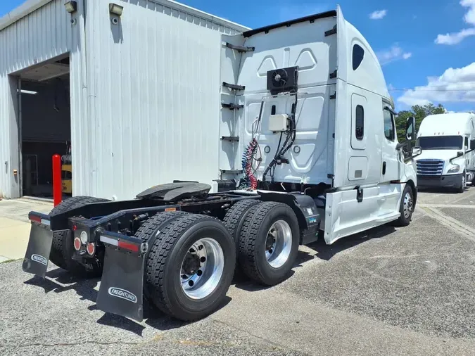 2020 FREIGHTLINER NEW CASCADIA PX12664