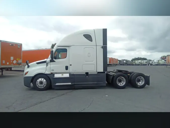 2023 Freightliner Cascadia 126df6e0bf99043ead09f4a8dc76dca3601
