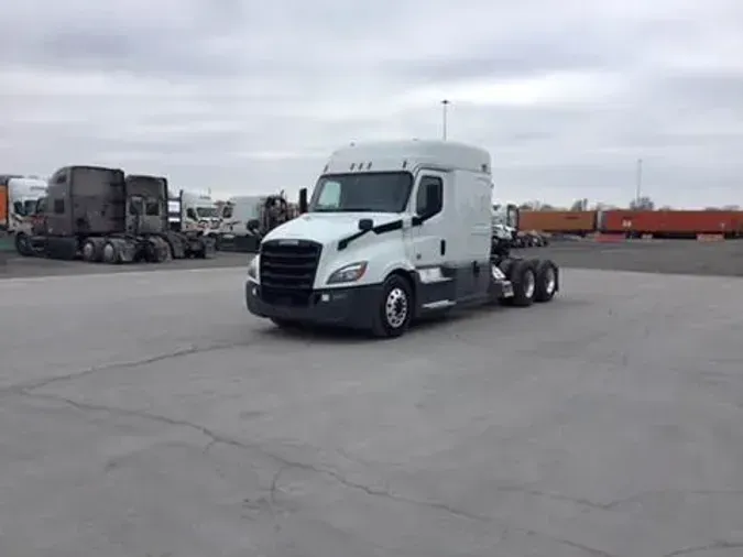 2020 Freightliner Cascadia