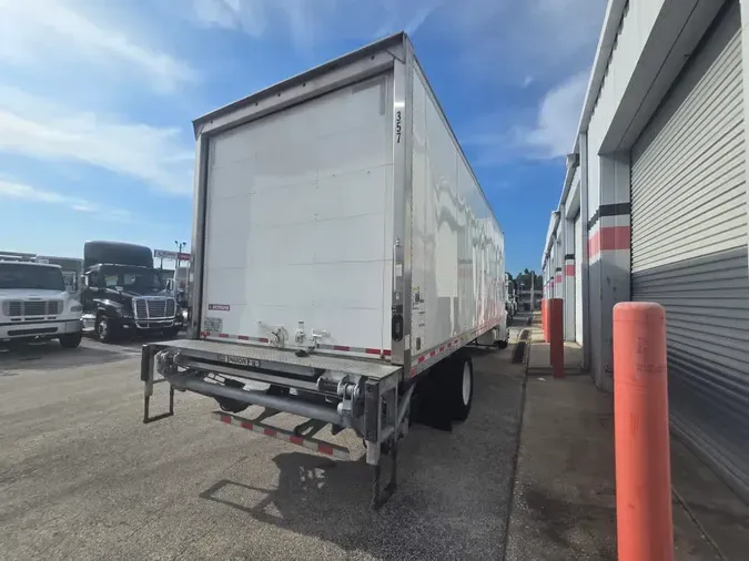 2022 FREIGHTLINER M2 106