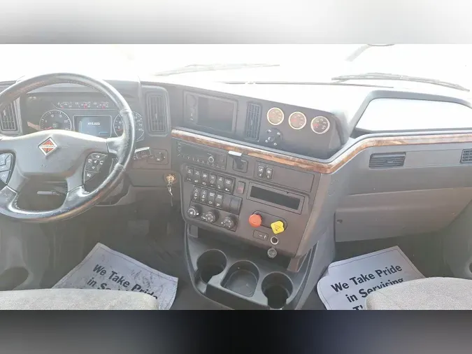 2022 International LT625