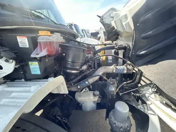 2019 FREIGHTLINER/MERCEDES M2 106