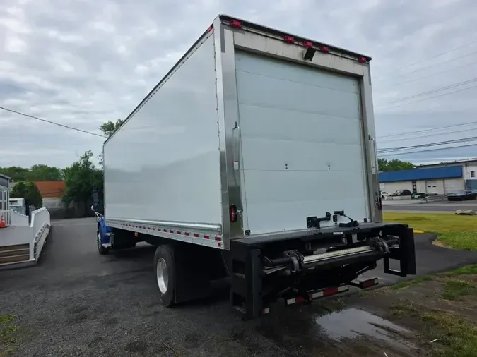 2019 FREIGHTLINER/MERCEDES M2 106