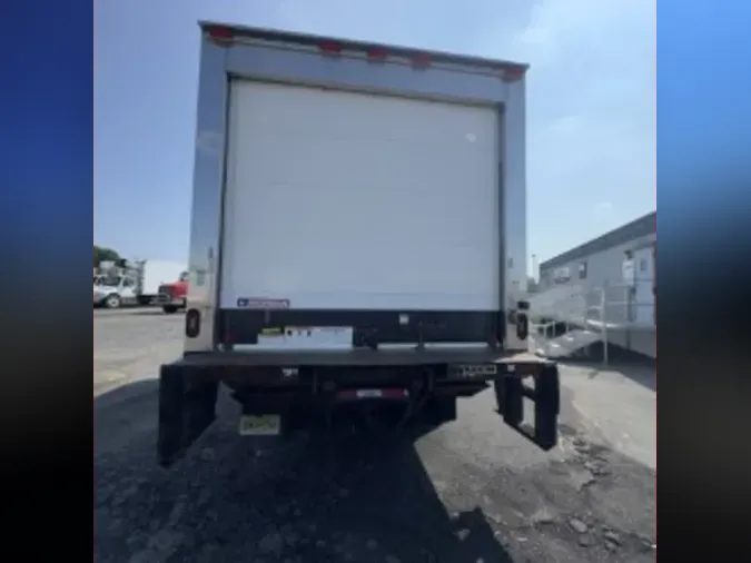 2017 ISUZU NPR