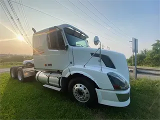 2007 VOLVO VNL64T630