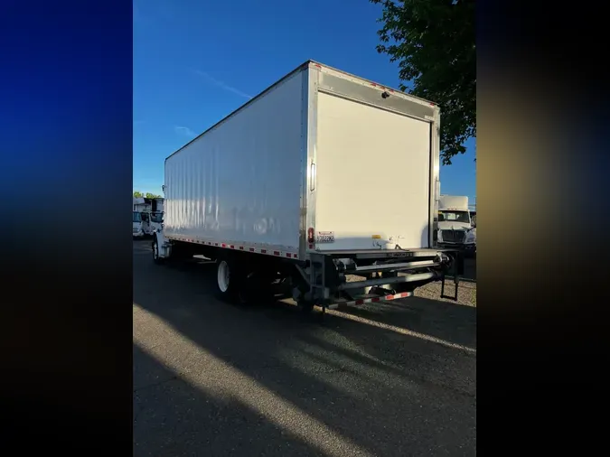 2019 FREIGHTLINER/MERCEDES M2 106