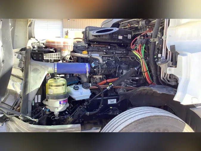 2022 Freightliner Cascadia 126