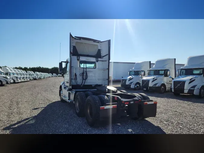 2019 Volvo VNL300