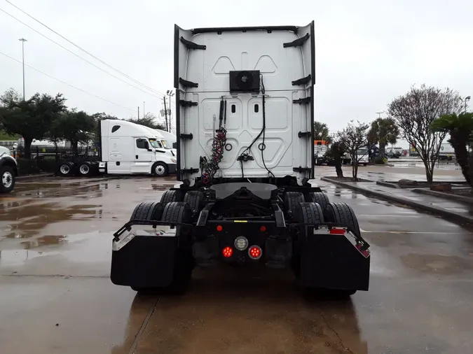 2020 FREIGHTLINER/MERCEDES CASCADIA 125